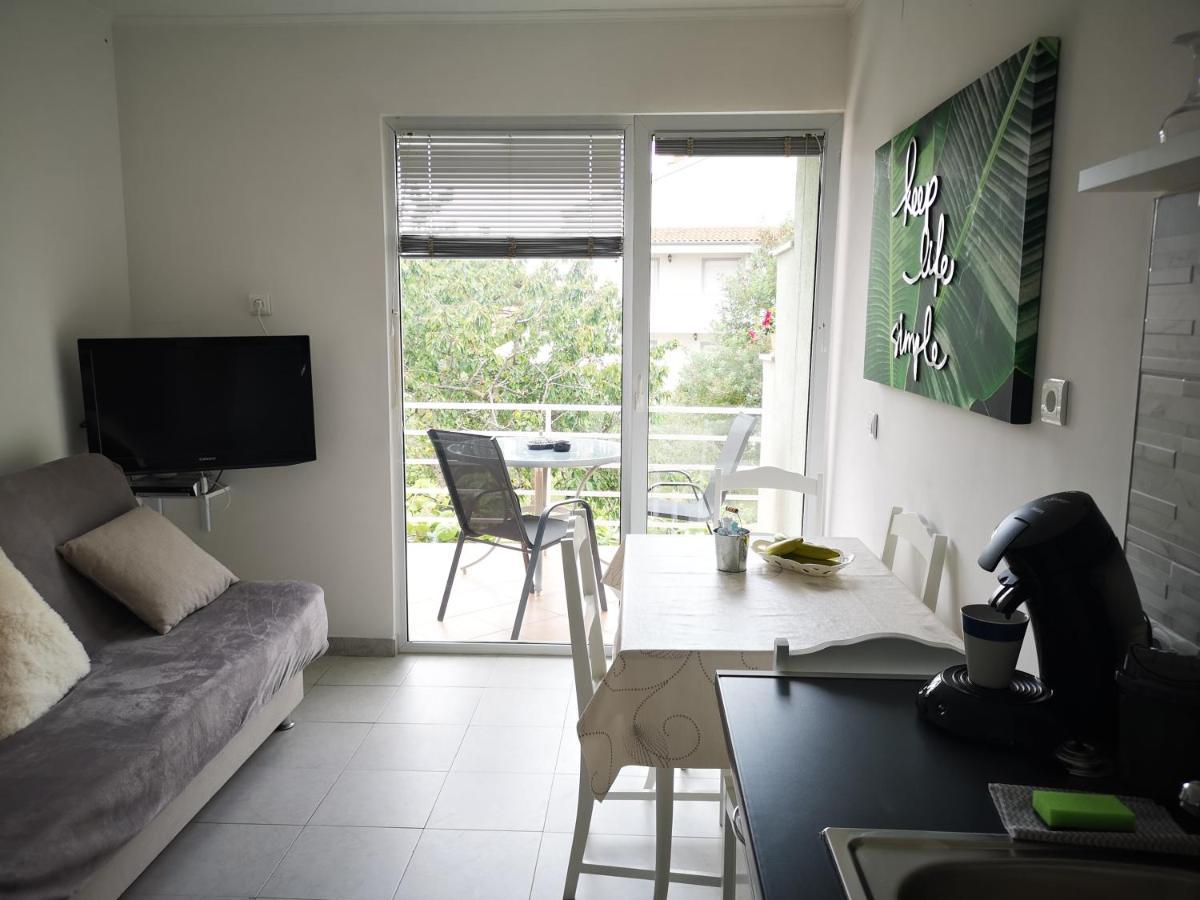Chillout Apartments With Pool Patricia Fazana Ngoại thất bức ảnh
