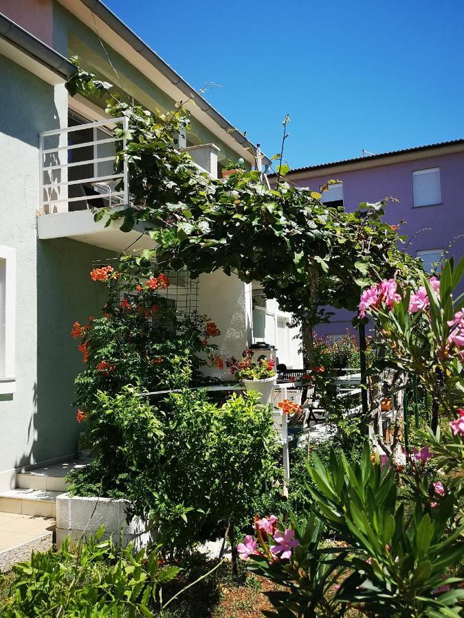 Chillout Apartments With Pool Patricia Fazana Ngoại thất bức ảnh