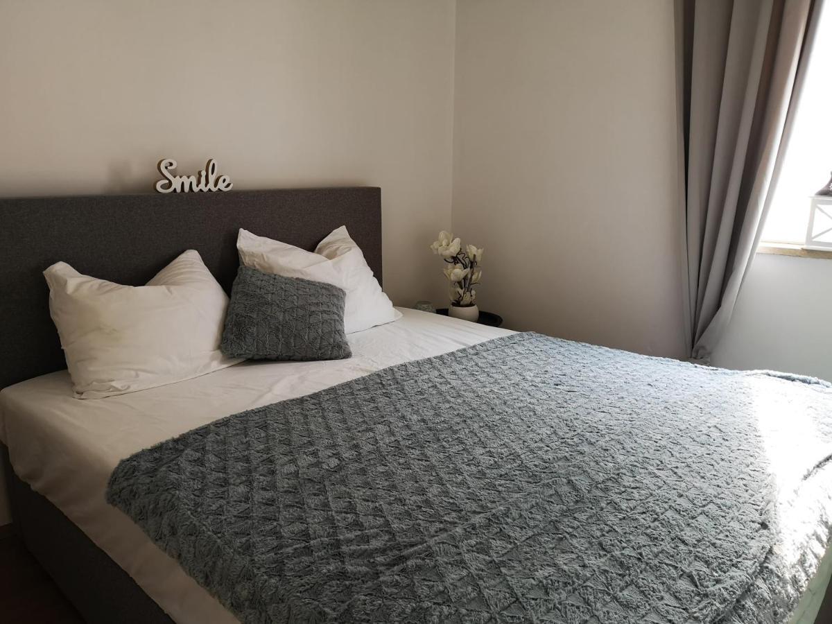 Chillout Apartments With Pool Patricia Fazana Phòng bức ảnh