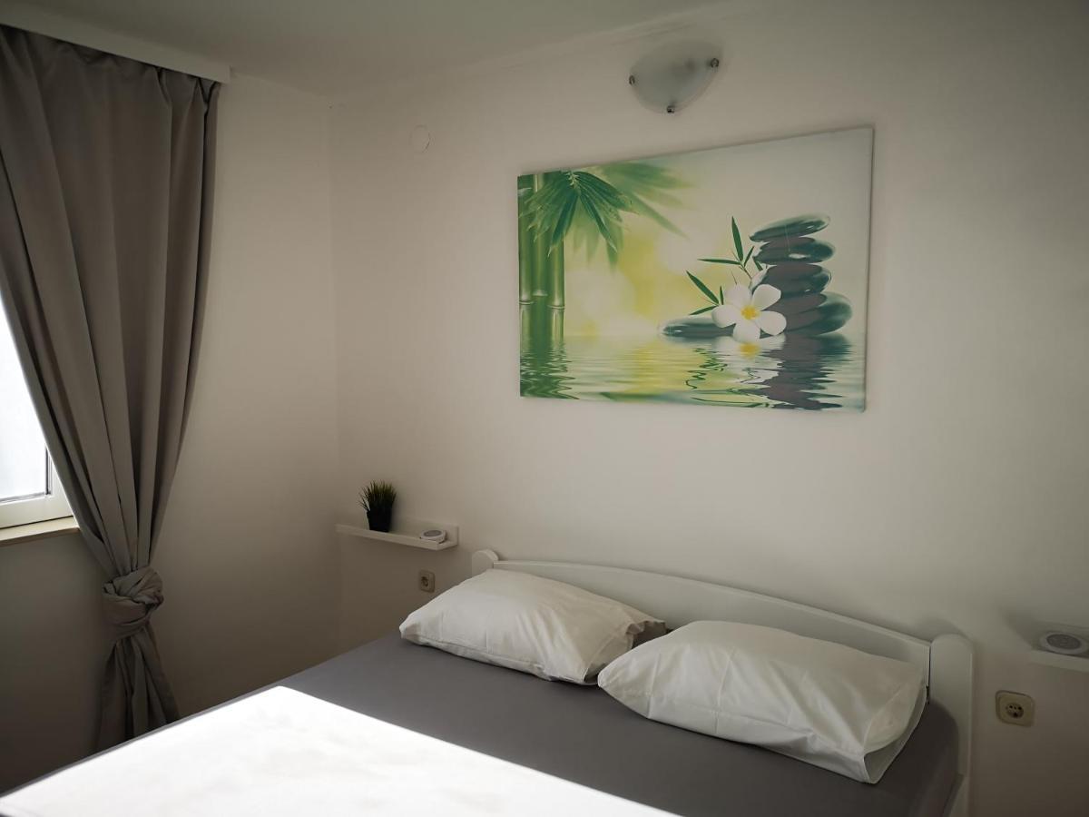 Chillout Apartments With Pool Patricia Fazana Ngoại thất bức ảnh
