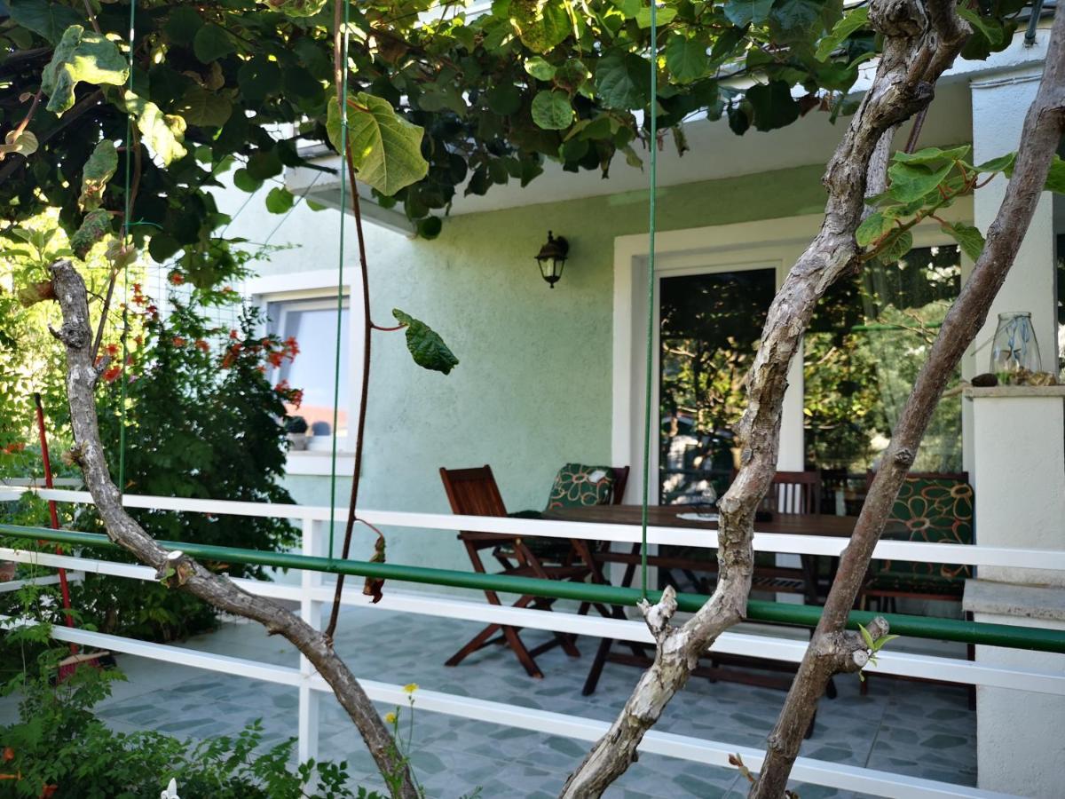 Chillout Apartments With Pool Patricia Fazana Ngoại thất bức ảnh