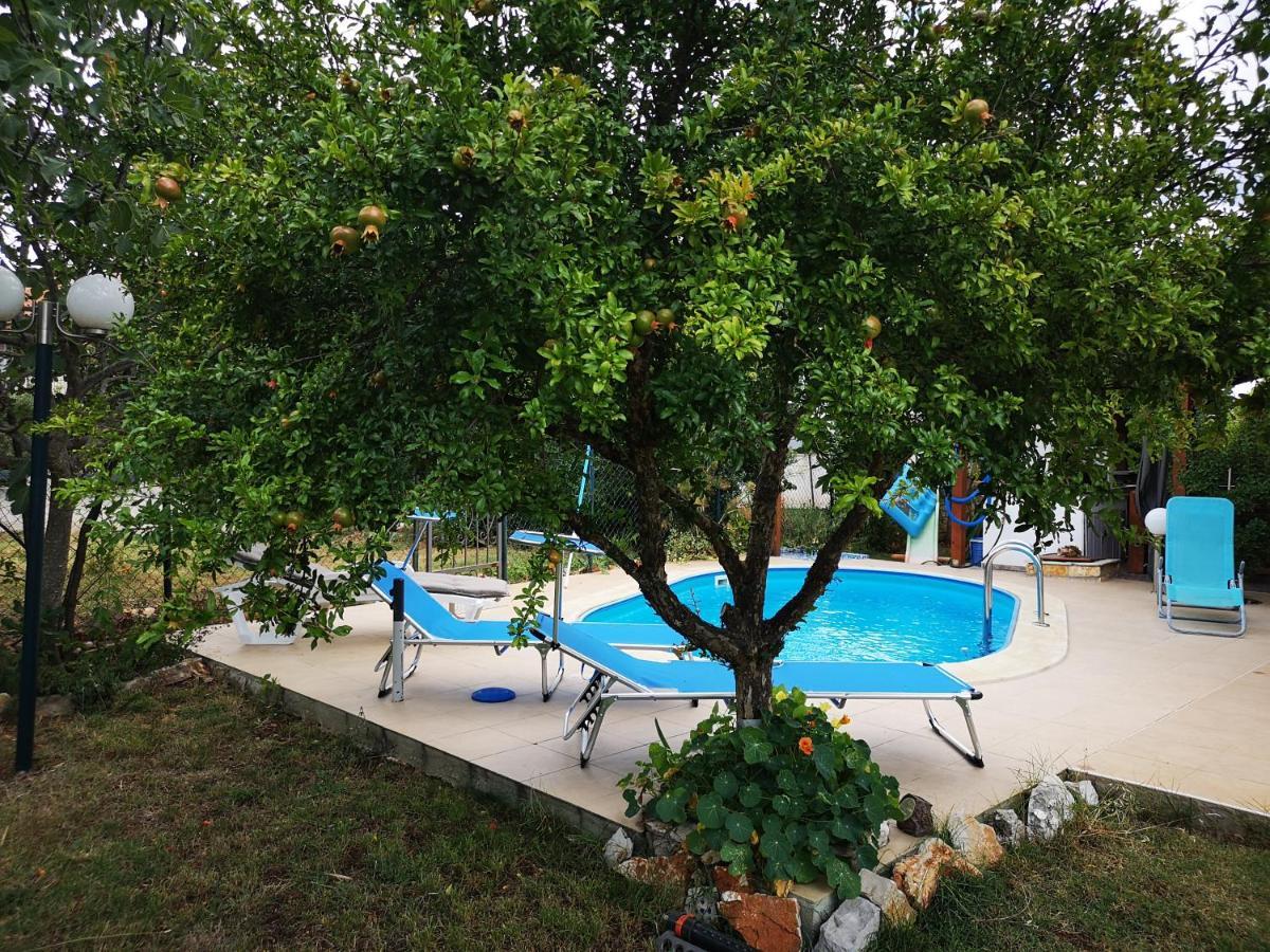Chillout Apartments With Pool Patricia Fazana Ngoại thất bức ảnh