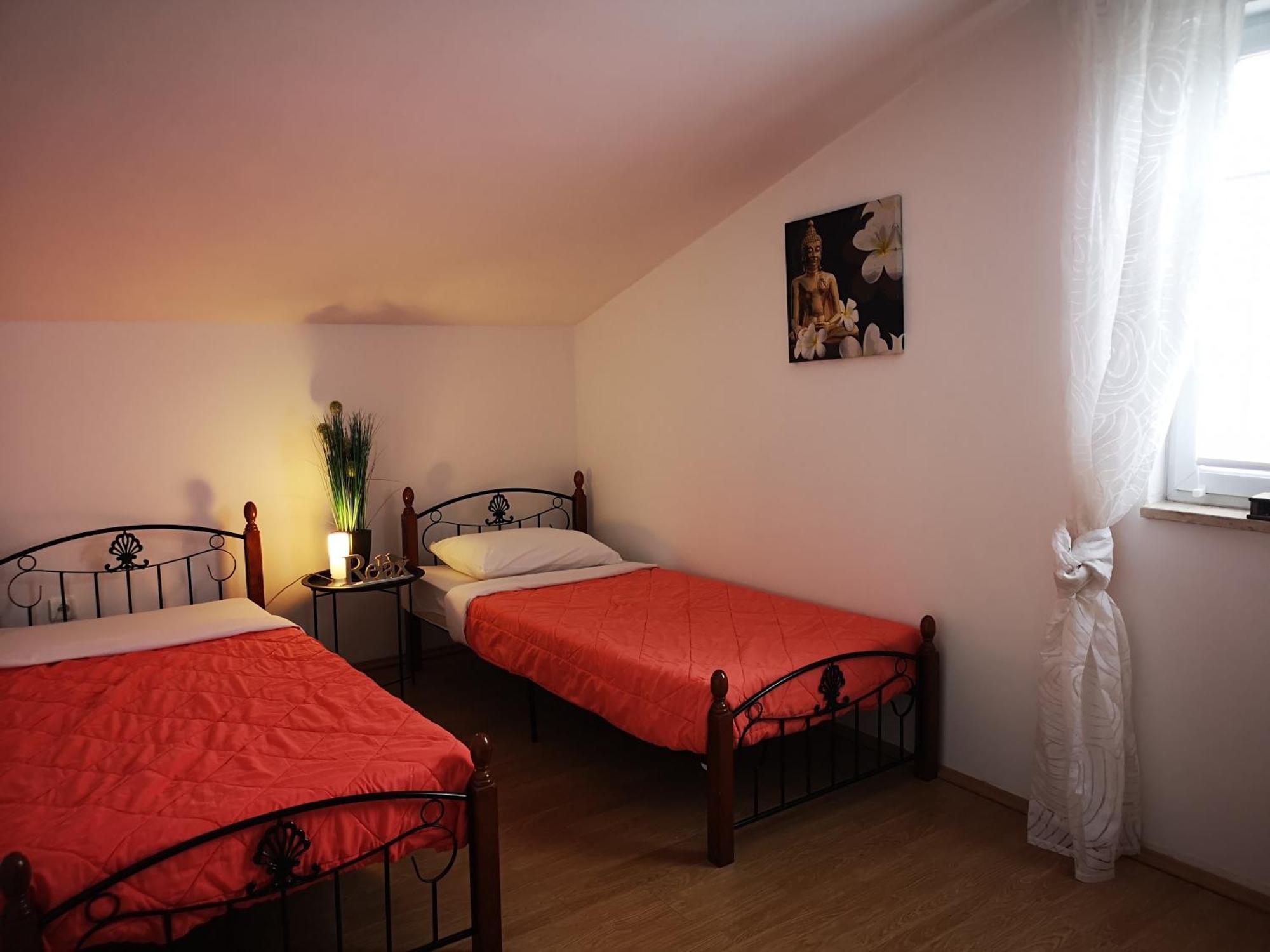 Chillout Apartments With Pool Patricia Fazana Phòng bức ảnh